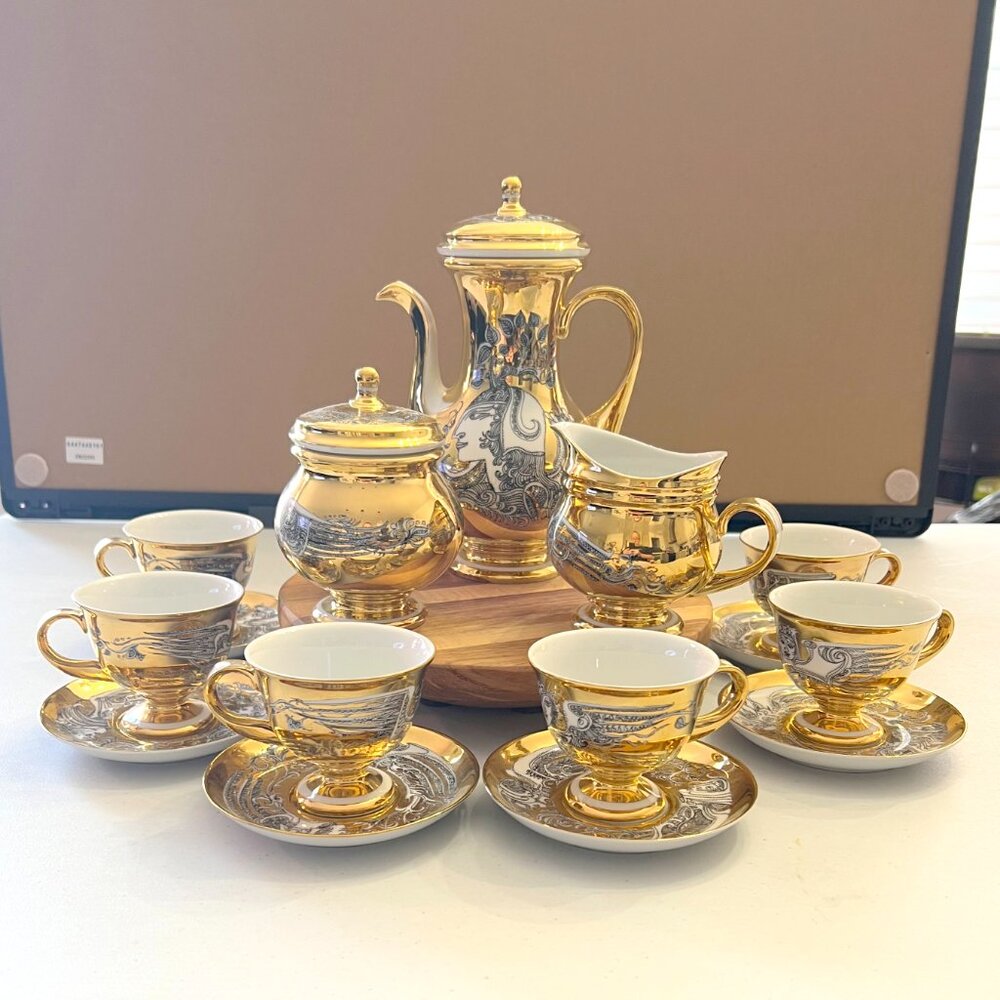 Rare Vintage Hollóháza Art Deco Porcelain Hand-Painted w/24K Gold 17-Pc. Tea Set